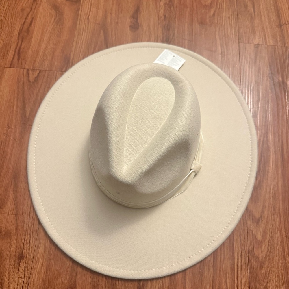 Forever 21 Cream Wide-Brim Fedora Hat